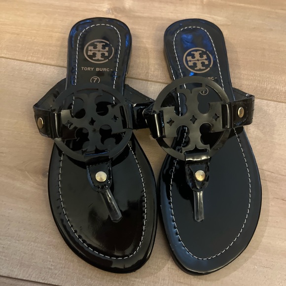 Shoes - Designer inspired sandals 🖤